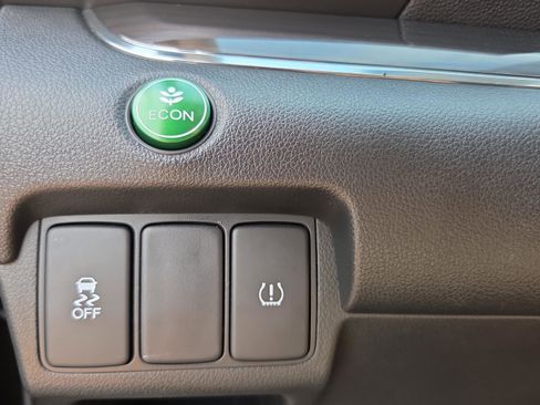 Used 2016 Honda CR-V EX-L image 19