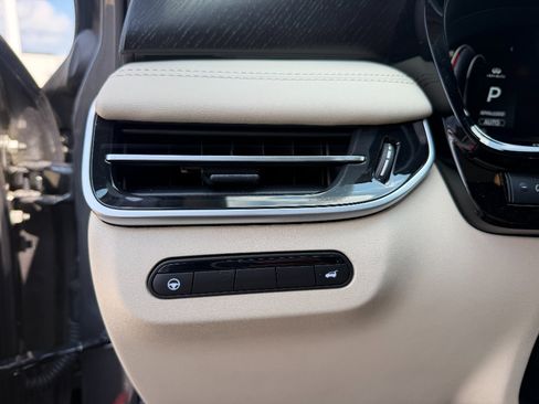 Used 2025 INFINITI QX60 Sensory AWD/4WD image 46