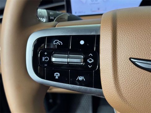 New 2026 Genesis GV70 2.5T Advanced image 21