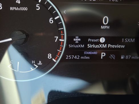 Certified 2024 Nissan Pathfinder SV FWD image 31