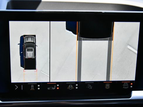 Used 2024 Chevrolet Silverado 1500 LTZ w/ Technology Package image 23