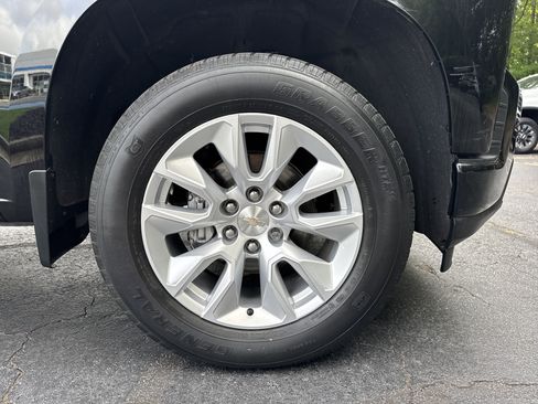 Certified 2022 Chevrolet Silverado 1500 Custom w/ Safety Confidence Package AWD/4WD image 12