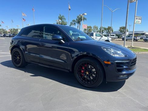 Used 2018 Porsche Macan GTS AWD/4WD image 9
