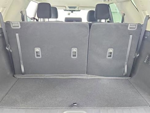 New 2025 Nissan Pathfinder SV image 10