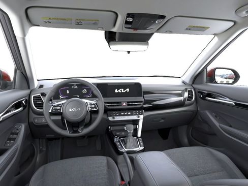 New 2026 Kia Seltos S image 14