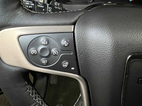 Used 2017 GMC Yukon Denali image 26