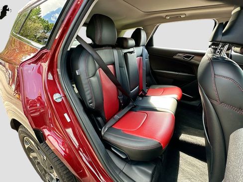 Certified 2025 Kia Sportage SX FWD image 28
