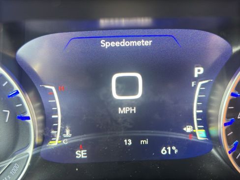 New 2026 Chrysler Pacifica Pinnacle image 14