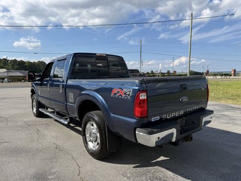 Used 2014 Ford F250 XLT w/ FX4 Off-Road Package AWD/4WD image 2