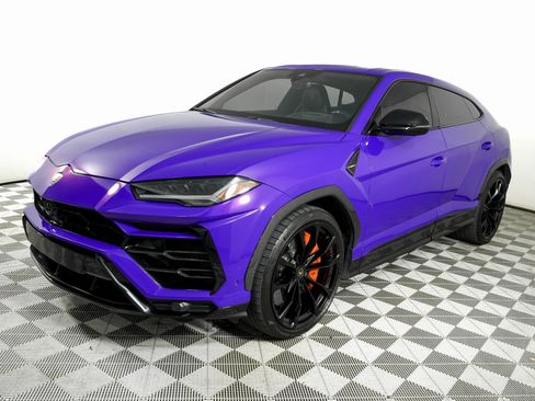 Used 2021 Lamborghini Urus image 8