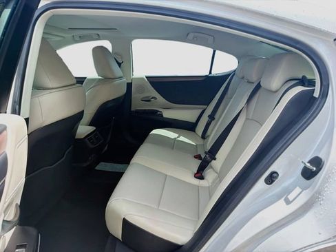 Used 2025 Lexus ES 350 w/ Premium Package FWD image 20