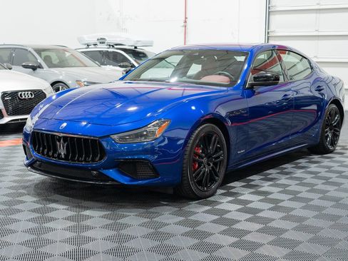 Used 2021 Maserati Ghibli S GranSport RWD image 3