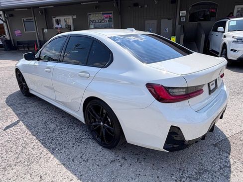 Used 2023 BMW 330i Sedan w/ M Sport Package image 5
