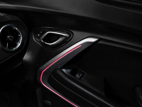 Used 2017 Chevrolet Camaro SS RWD image 45