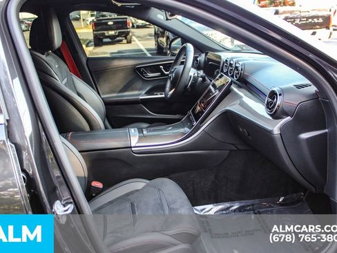 Used 2024 Mercedes-Benz C 43 AMG 4MATIC Sedan image 21