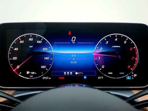 Used 2025 Mercedes-Benz C 300 Sedan image 18