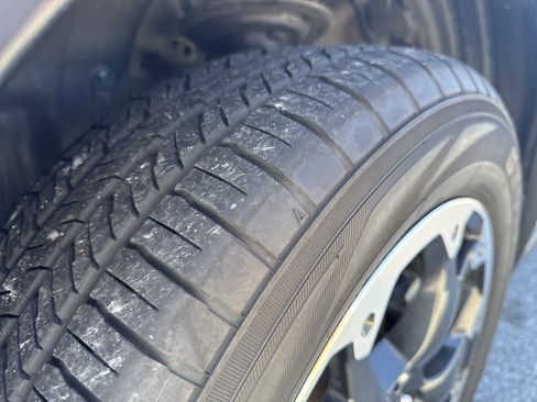 Used 2023 Subaru Crosstrek 2.0i Premium image 11