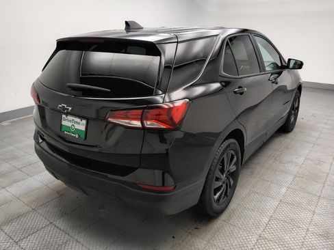 Used 2024 Chevrolet Equinox LS w/ LS Convenience Package image 9