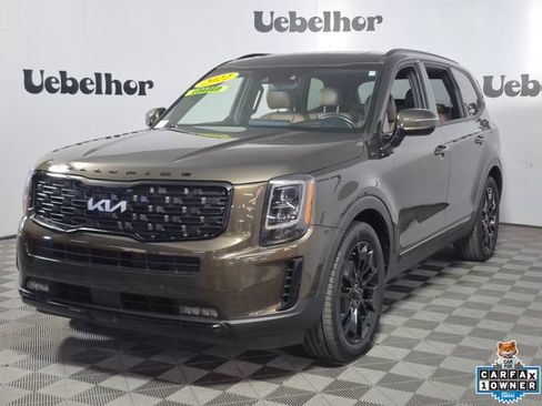 Used 2022 Kia Telluride SX w/ SX Prestige Package AWD/4WD image 3
