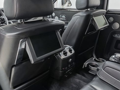 Used 2016 Rolls-Royce Ghost image 10