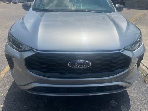Used 2024 Ford Escape ST-Line w/ Tech Pack #1 AWD/4WD image 10