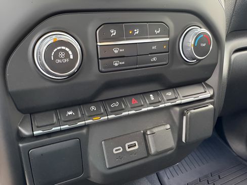 Used 2024 Chevrolet Silverado 1500 Custom RWD image 19