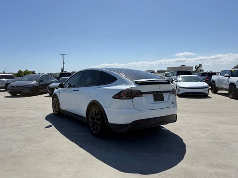 Used 2022 Tesla Model X Plaid AWD/4WD image 2