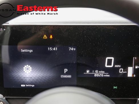 Used 2025 Nissan Kicks SV image 17