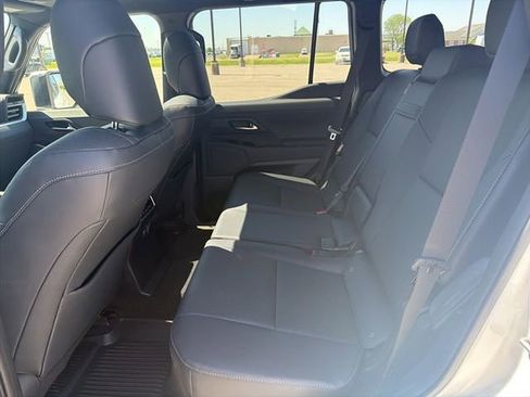 Used 2025 Lexus GX 550 w/ Cold Area Package AWD/4WD image 21