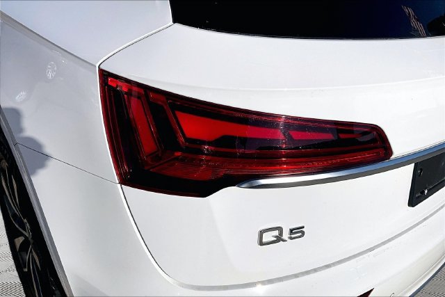 Used 2023 Audi Q5 2.0T Premium Plus AWD/4WD image 32