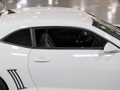 Used 2010 Chevrolet Camaro SS w/ RS Package image 27