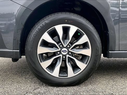 Used 2024 Subaru Outback Limited AWD/4WD image 10