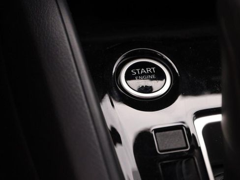 New 2025 Nissan Versa SV w/ Trunk Package image 18