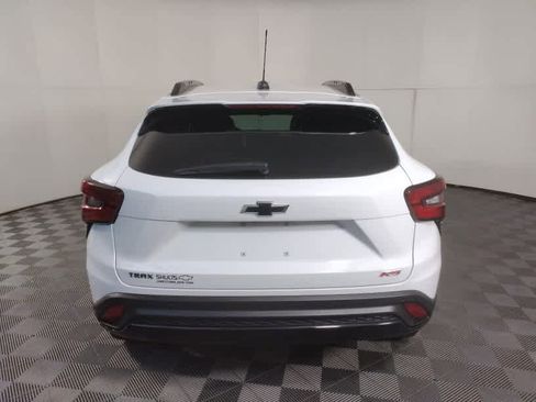 Used 2024 Chevrolet Trax RS w/ Sunroof Package image 20