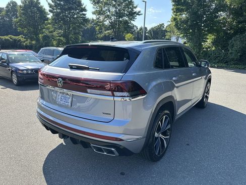 Used 2024 Volkswagen Atlas Cross Sport SEL Premium R-Line AWD/4WD image 5