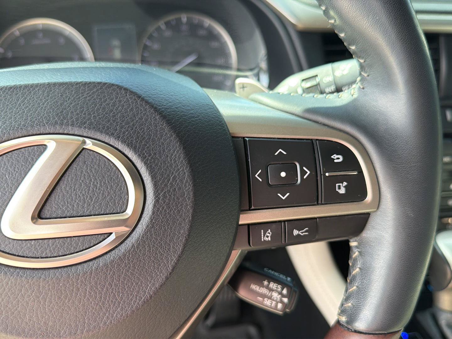 Used 2022 Lexus RX 350 FWD w/ Premium Package image 22