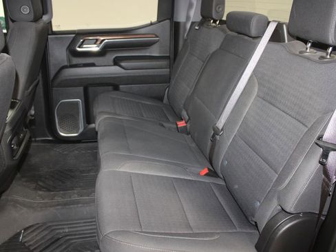 Used 2023 Chevrolet Silverado 1500 RST image 25