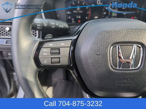 Used 2023 Honda Civic Touring image 23