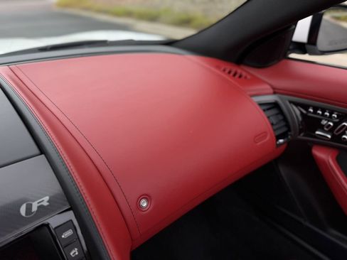 Used 2016 Jaguar F-TYPE R AWD/4WD image 33