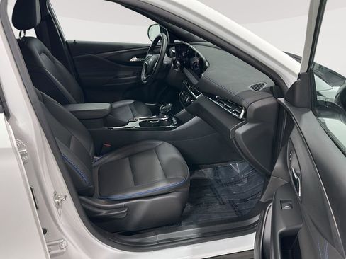 Used 2024 Buick Envista Sport Touring w/ Convenience I Package image 22
