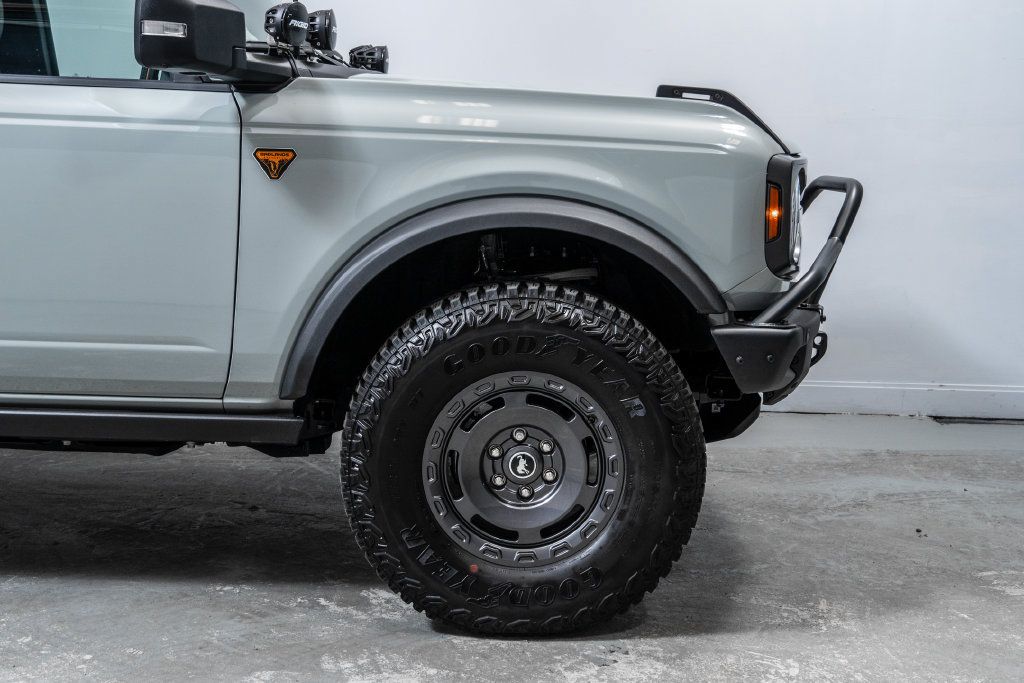 Used 2024 Ford Bronco Badlands AWD/4WD image 12