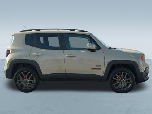 Used 2016 Jeep Renegade 75th Anniversary image 9