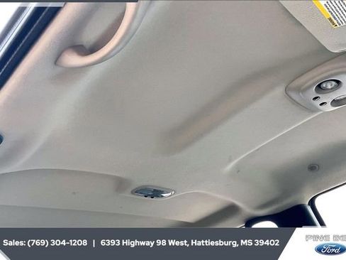 Used 2005 GMC Sierra 2500 SLT w/ Heavy-Duty Power Package image 17