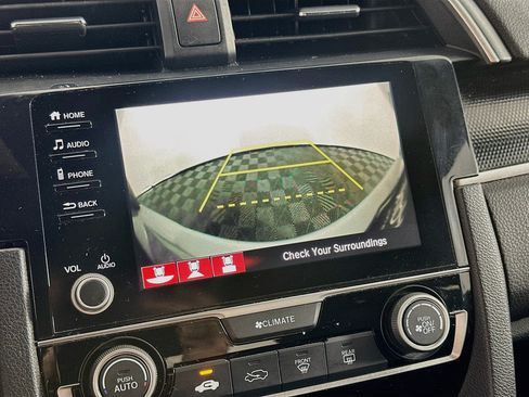 Used 2020 Honda Civic Sport image 21