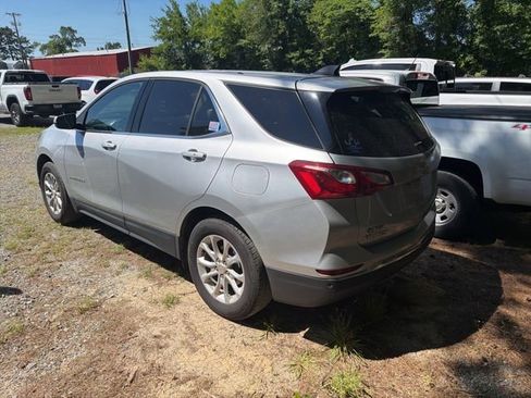 Used 2019 Chevrolet Equinox LT FWD image 9