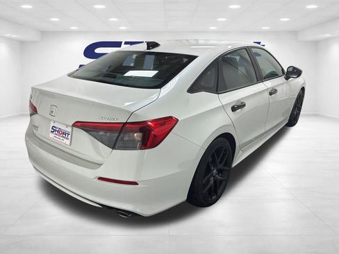 Used 2024 Honda Civic Sport image 4