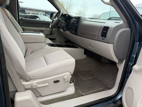 Used 2011 GMC Sierra 2500 SLE image 9