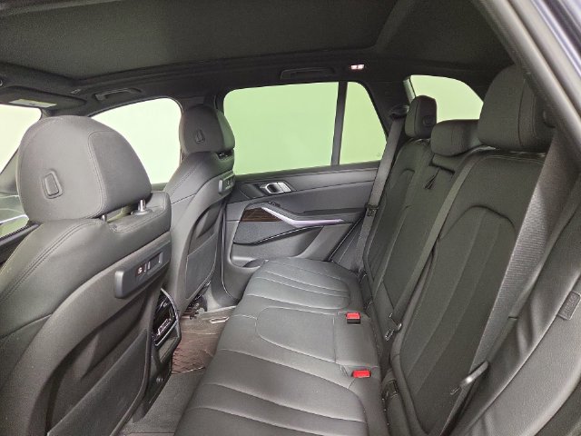 Used 2019 BMW X5 xDrive40i w/ Premium Package 2 AWD/4WD image 15