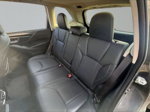 Used 2024 Subaru Forester Touring AWD/4WD image 18