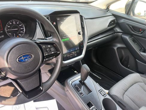 Used 2024 Subaru Crosstrek 2.0i Premium AWD/4WD image 16